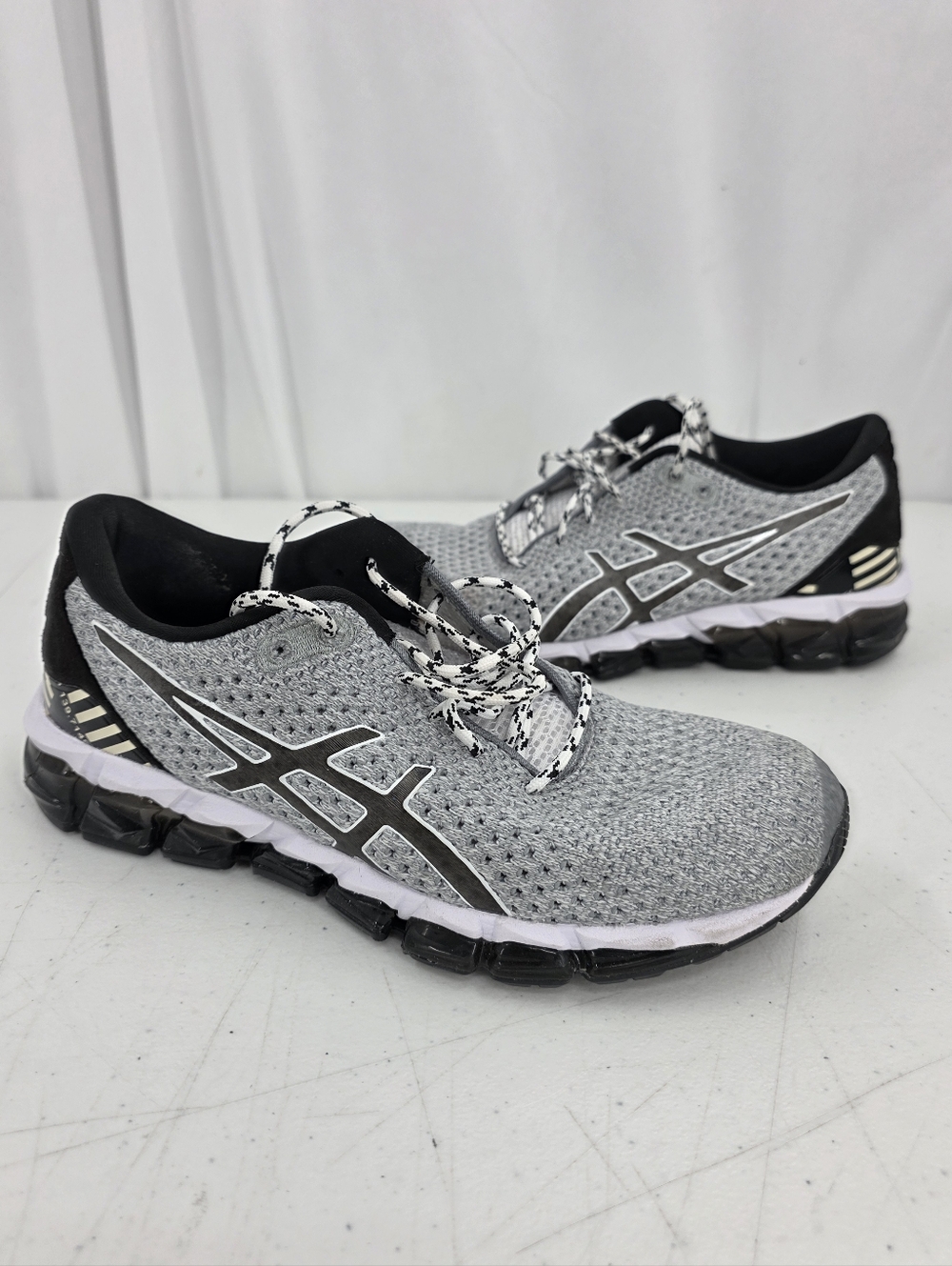 Asics Gel Quantum 360 5 Knit Running Shoes 1022A326 Gray Black Women's Size 7.5.